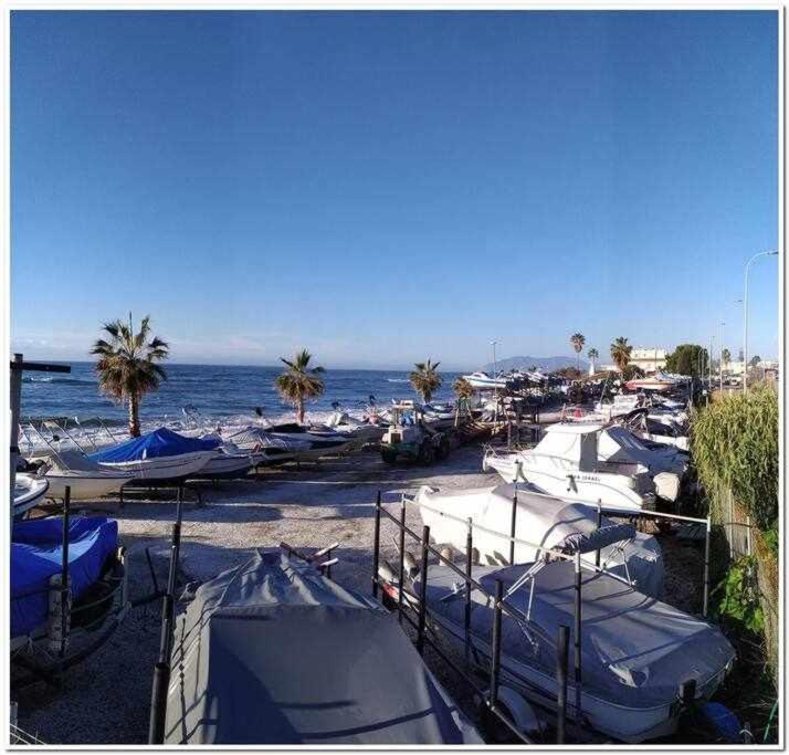 Cortijo Alberca Blanca Beach Torre de Benagalbon Exteriör bild